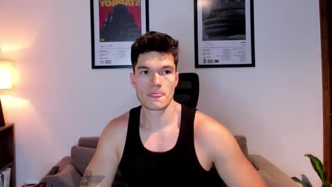 Snapshot of jackboy_2000 chatting on October 6, 10:34 am Jack J online show from October 6, 10:34 am