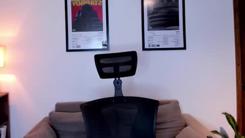 Snapshot of jackboy_2000 chatting on October 10, 10:25 am Jack J online show from October 10, 10:25 am