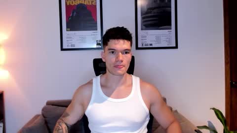 Snapshot of jackboy_2000 chatting on October 13, 10:37 am Jack J online show from October 13, 10:37 am