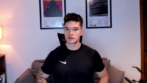 Snapshot of jackboy_2000 chatting on October 17, 10:51 am Jack J online show from October 17, 10:51 am