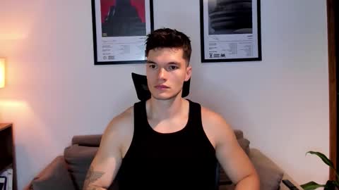 Snapshot of jackboy_2000 chatting on October 18, 10:38 am Jack J online show from October 18, 10:38 am