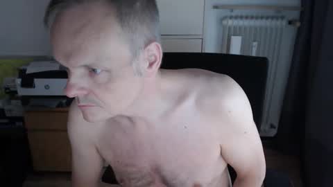 Snapshot of jackdus74 chatting on October 23, 2:38 pm jackdus74 online show from October 23, 2:38 pm