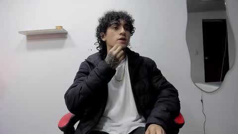 Jackes Taylor online show from November 2, 4:59 am