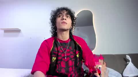 Jackes Taylor online show from April 5, 5:04 am