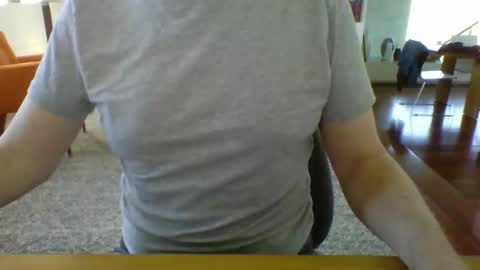 Snapshot of jackfact chatting on April 4, 4:44 am Jack online show from April 4, 4:44 am