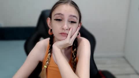 Snapshot of jackie__morgan chatting on January 10, 4:01 am jackie__morgan online show from January 10, 4:01 am