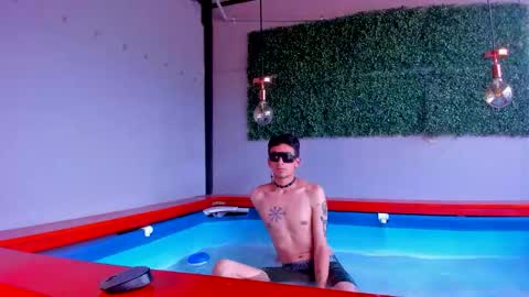 Snapshot of jackk_8 chatting on September 11, 7:47 pm jackk_8 online show from September 11, 7:47 pm