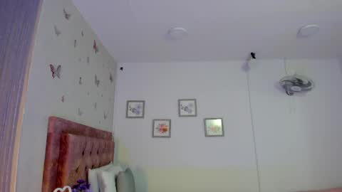 Jackk Russell  online show from May 5, 3:14 am