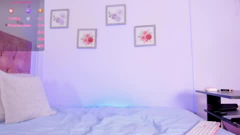 Jackk Russell  online show from May 7, 3:56 am