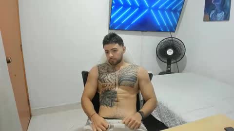 Snapshot of jackpit77 chatting on December 19, 2:13 pm jackpit77 online show from December 19, 2:13 pm