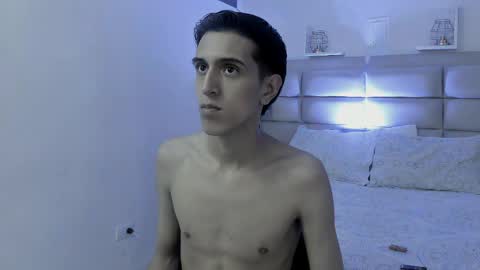 Snapshot of jackribas chatting on February 4, 3:44 am Jack online show from February 4, 3:44 am
