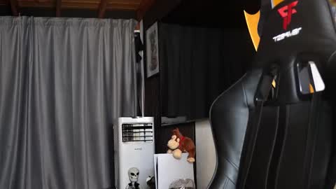 Snapshot of jackson__cottonwood chatting on March 10, 9:09 pm JC online show from March 10, 9:09 pm