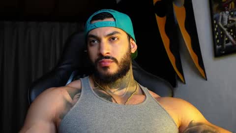 Snapshot of jackson__cottonwood chatting on April 1, 9:34 pm JC online show from April 1, 9:34 pm