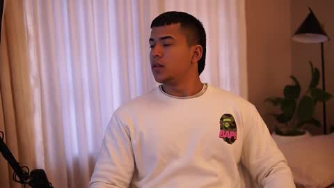 Jackson Bell online show from December 15, 1:37 pm