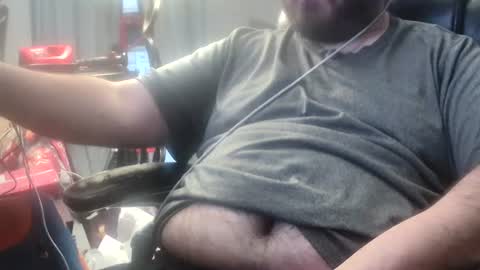 Snapshot of jacksonp41 chatting on February 6, 12:33 am jacksonp41 online show from February 6, 12:33 am