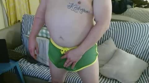 Snapshot of jacktowel chatting on April 9, 10:15 pm JackTowel online show from April 9, 10:15 pm