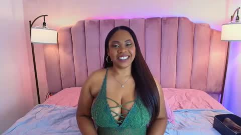 Snapshot of jackynorriss chatting on January 20, 6:43 pm Jacky Norriss online show from January 20, 6:43 pm