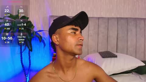 Snapshot of jacob_606 chatting on April 8, 4:23 am Jacobo online show from April 8, 4:23 am