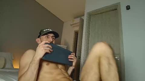 Snapshot of jacob__adams chatting on October 3, 10:07 pm jacob__adams online show from October 3, 10:07 pm