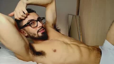 jacob__adams online show from November 1, 3:14 pm