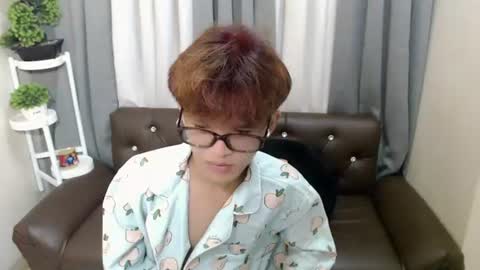 jacob_cuttieguy online show from June 12, 5:34 pm
