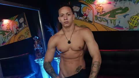 JACOB JAMES online show from May 17, 10:39 pm