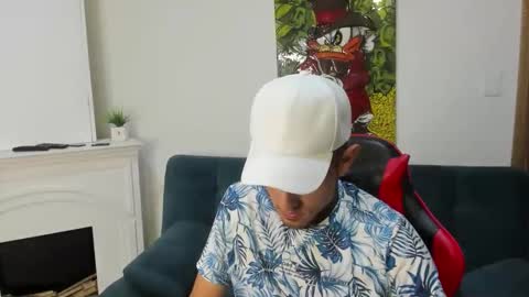 jacob_stonne online show from May 14, 10:22 am