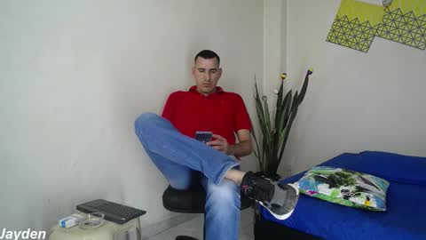 Snapshot of jacobandjayydenn chatting on October 24, 7:32 pm Jacob And Jayden online show from October 24, 7:32 pm