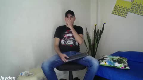 Snapshot of jacobandjayydenn chatting on October 27, 7:07 pm Jacob And Jayden online show from October 27, 7:07 pm