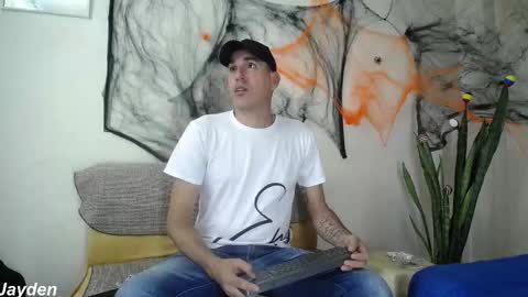 Snapshot of jacobandjayydenn chatting on October 29, 6:53 pm Jacob And Jayden online show from October 29, 6:53 pm