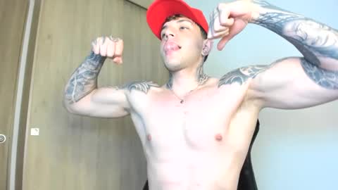 jacobb116 online show from October 2, 12:06 am