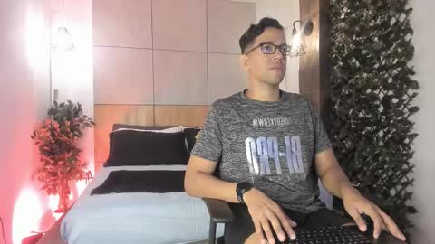 jacobdraven online show from January 18, 4:05 am