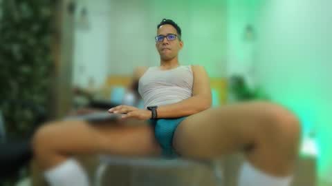 Snapshot of jacobdraven chatting on February 28, 4:02 am jacobdraven online show from February 28, 4:02 am