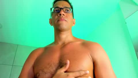 Snapshot of jacobdraven chatting on March 20, 4:50 am jacobdraven online show from March 20, 4:50 am