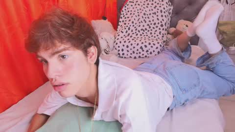 Snapshot of jacobelord chatting on February 23, 2:25 pm jacobelord online show from February 23, 2:25 pm