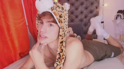 Snapshot of jacobelord chatting on March 23, 2:10 pm jacobelord online show from March 23, 2:10 pm