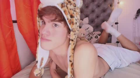 Snapshot of jacobelord chatting on March 25, 2:23 pm jacobelord online show from March 25, 2:23 pm