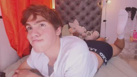 Snapshot of jacobelord chatting on March 26, 4:01 pm jacobelord online show from March 26, 4:01 pm