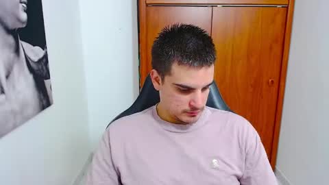 Snapshot of jacobjobs1 chatting on April 6, 2:18 pm jacobjobs1 online show from April 6, 2:18 pm