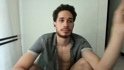 JACOB  ROBIN online show from September 26, 4:00 pm