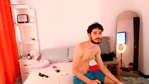 Snapshot of jacobmurphy2103 chatting on November 23, 6:08 pm JACOB ROBIN online show from November 23, 6:08 pm