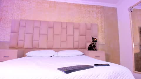 Snapshot of jacobrobeerts chatting on February 16, 5:04 am Jacob online show from February 16, 5:04 am