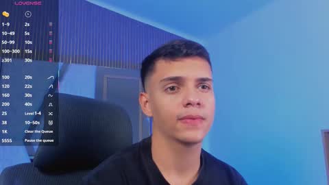 Snapshot of jacobrobeerts chatting on October 22, 9:25 pm Jacob online show from October 22, 9:25 pm