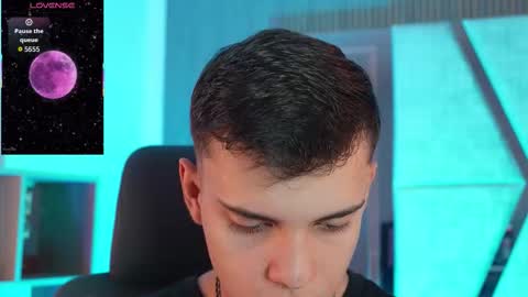 Snapshot of jacobrobeerts chatting on December 1, 9:53 pm Jacob online show from December 1, 9:53 pm