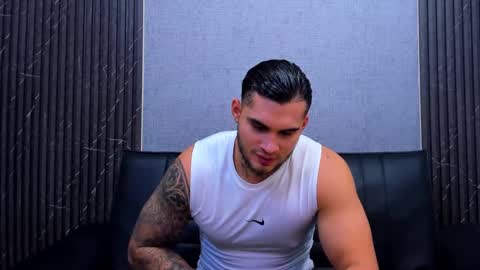 Snapshot of jacobsthorm chatting on September 25, 3:32 am jacobsthorm online show from September 25, 3:32 am