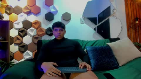 Jacob Stonne online show from March 31, 11:32 am