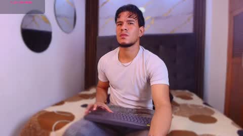 Jacob Wolf online show from August 7, 6:43 pm