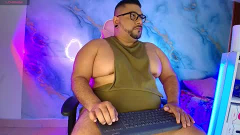 daddy sir master bear online show from March 3, 2:28 am