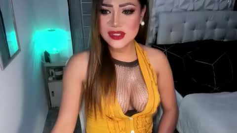 Snapshot of jacque_cole chatting on March 26, 5:57 am Jacque online show from March 26, 5:57 am