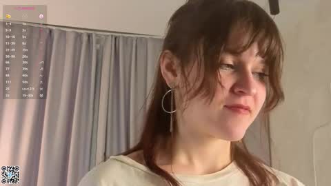 Jessie gift for every fan club member online show from March 25, 6:14 pm